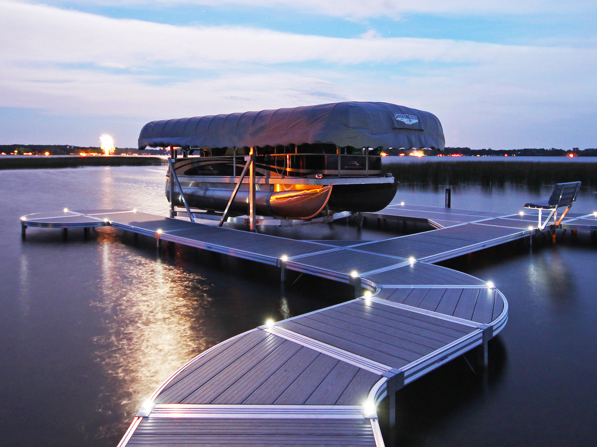 ShoreMaster Infinity RS4 Dock with Curve Dock with Gray Woodgrain, Dock Lights, Vertical Lift