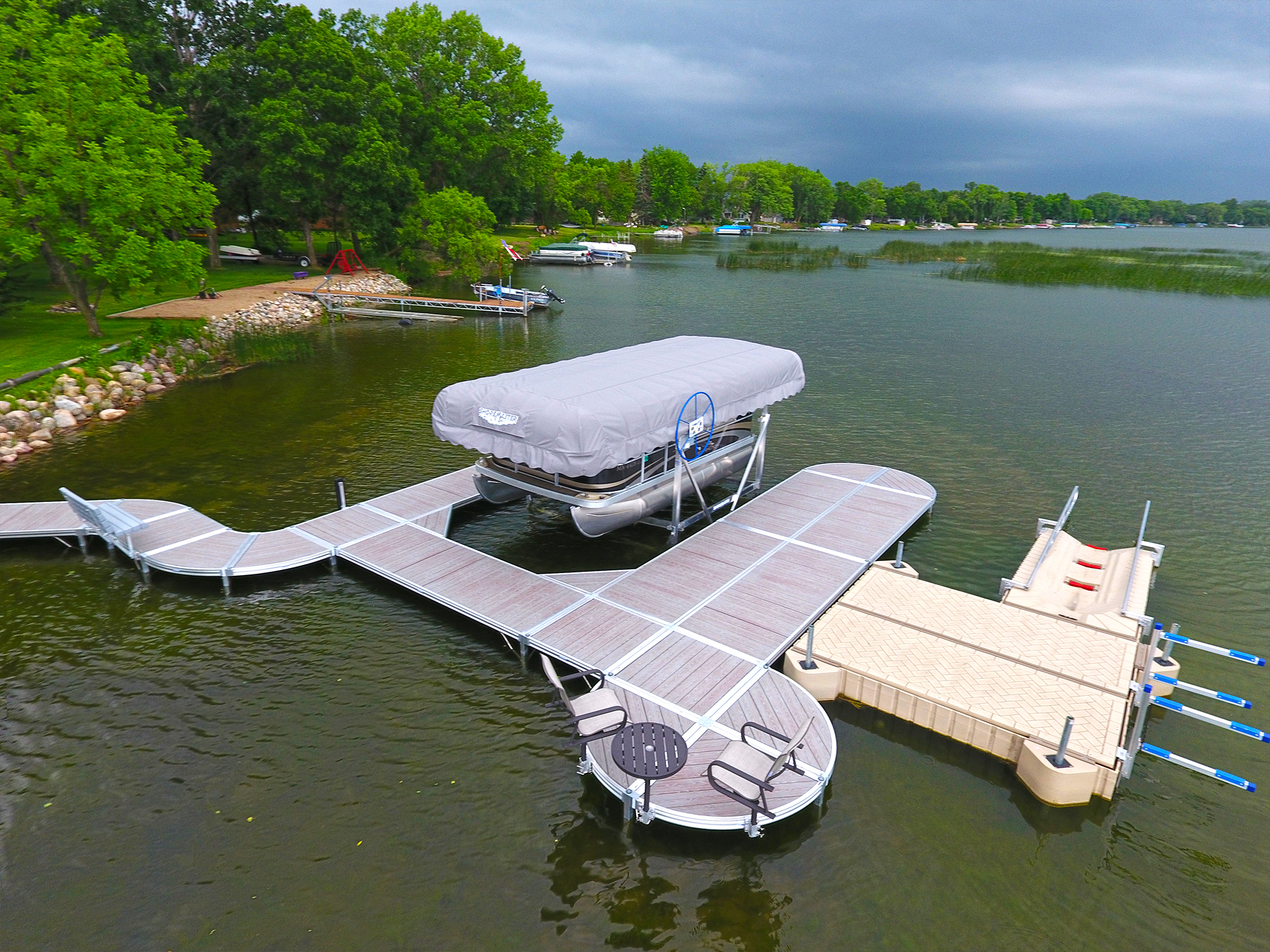 ShoreMaster Infintiy RS4 Dock with Gray Woodgain Decking and Curve Dock with PolyDock, ShorePort, Vertical Lift, Furniture