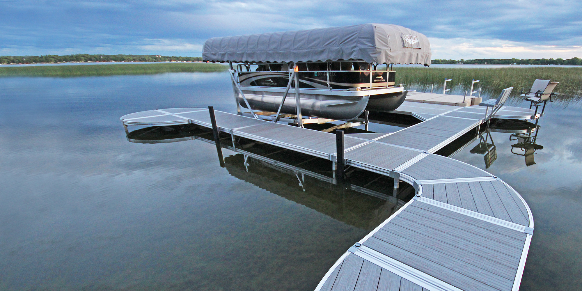 ShoreMaster Infinity RS4 Dock with Gray Woodgrain Decking and Vertical Lift